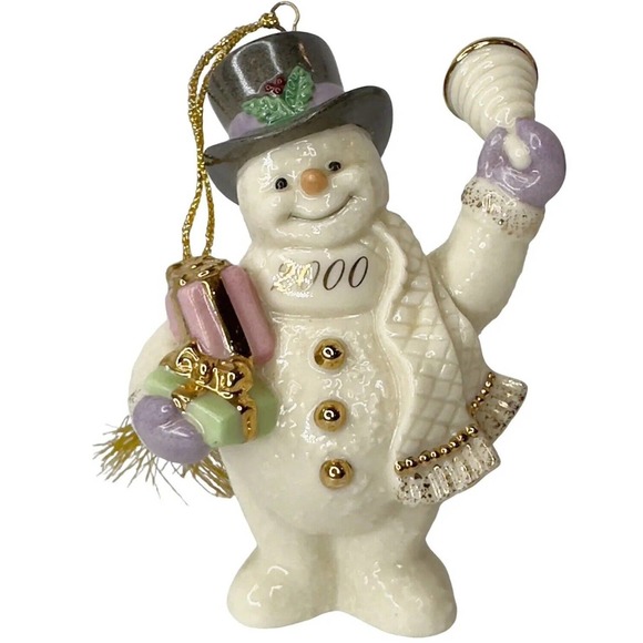 Lenox Other - 2000 Lenox Ivory Ringing In The Millennium 24K Trim Christmas Ornament No Box 4”